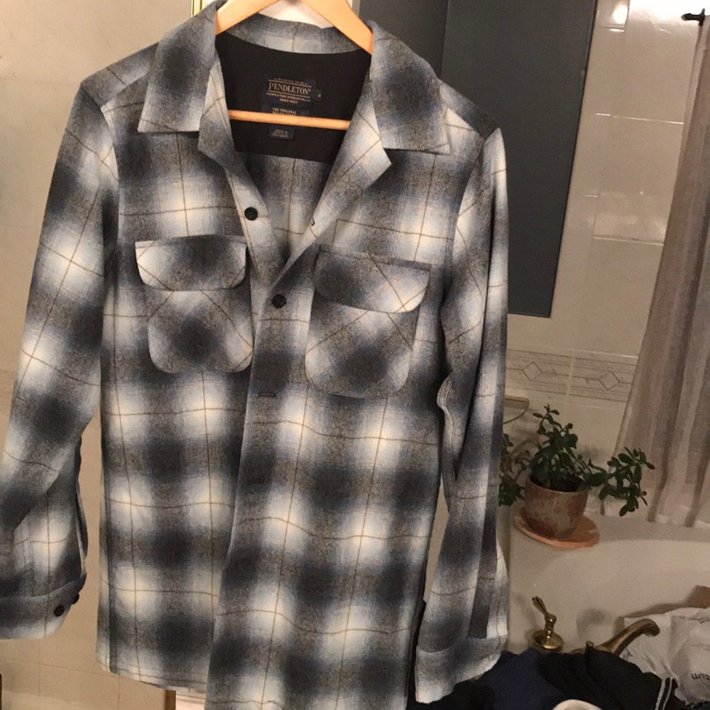 Men’s Pendleton button down